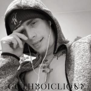 Meet your Posher, Ian